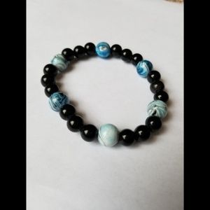 Black-N-Blue Swirl Beaded bracelet